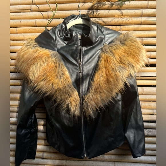 Black faux fur jacket - Picture 1 of 3